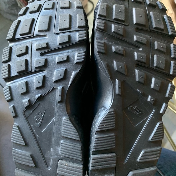 Black Nike huaraches - Picture 5 of 6